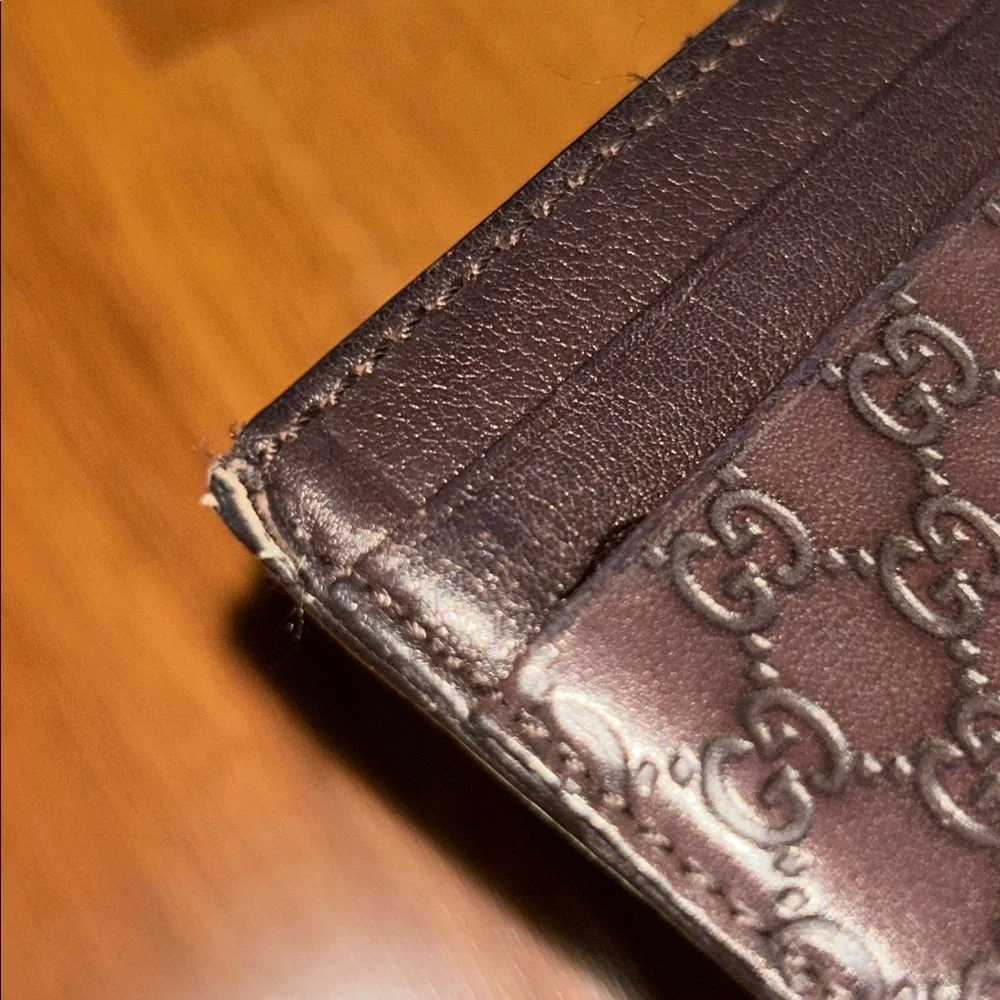 Authentic Gucci Microguccissima Card Case / Card Holder